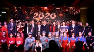 「只爭(zhēng)朝夕，不負(fù)韶華」河南三建集團(tuán)2020新春團(tuán)拜會(huì)隆重舉行！